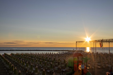 alba-sul-mare-bagno-sirena